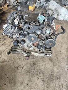 Holý motor Audi A6 4F 3,0 TDI 165 kW BMK