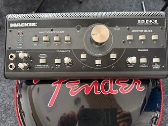 Mackie big knob