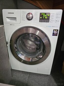 Pračka se sušičkou Samsung WD806U4SAWQ/LE