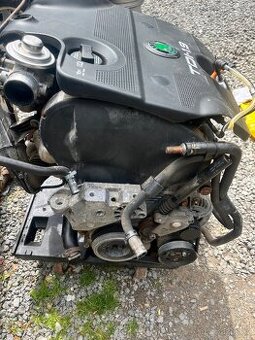 Motor 1.9 tdi octavia 66 kw agr