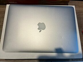 Macbook AIR, 8GB, 128GB
