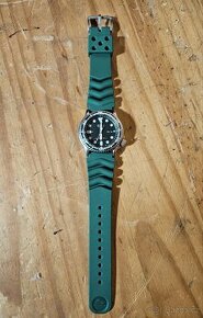 Zelený gumový řemínek 22mm pro hodinky SEIKO
