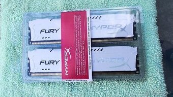 Kingston 16GB DDR3 1866Mhz (bílé)