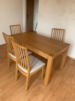 Jídelní stůl + 4 židle IKEA