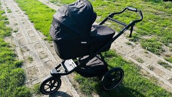 Thule Urban Glide 2 Black on Black