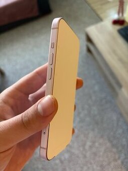 iPhone 15 128GB růžový