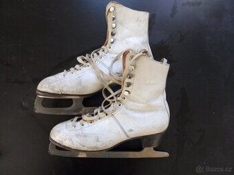 Brusle dámské (dívčí), kožené zn. BOTAS.