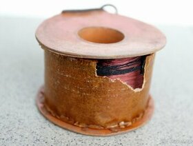 Měděný drát - cívka - průměr 0,1 mm, váha 520 g