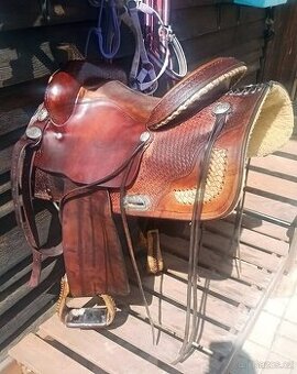 Westernové sedlo, americká výroba