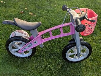 Dětské odrážedlo First Bike