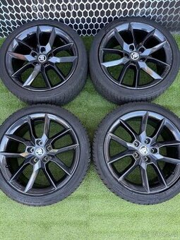 Škoda Octavia 3 RS - GEMINI - 225/40 R18 ZIMNÍ