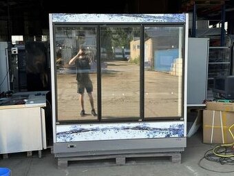 Přístěnná chladicí vitrína 187x85x200cm