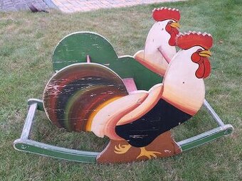Starožitný malovaný dřevěný houpací kohout