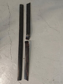 lišty zadního nárazniku Bmw E30 coupe