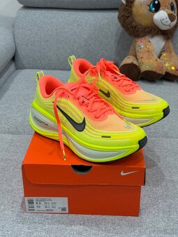 Nike Vomero Plus vel 42 pánské Nové