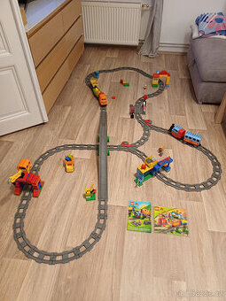 LEGO DUPLO- set sad vlaků, kolejí a kostek