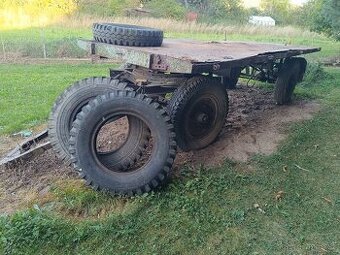 vlečka za traktor, podvozek pro včelník, umístění reklamy
