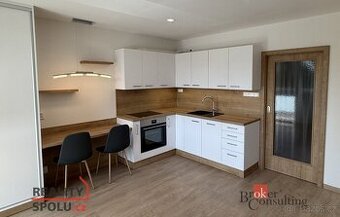 Pronájem, byty/1+kk, 34 m2, Sokolovská, Plzeň, Plzeň-město [