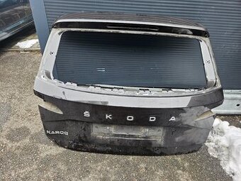 Škoda Karoq pate dveře viko kufru