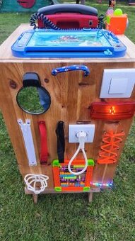 Activity box, interaktivní deska