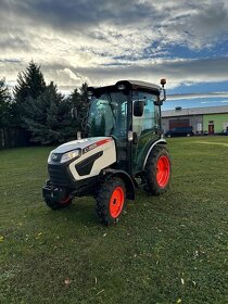Kompaktní traktor Bobcat CT2535