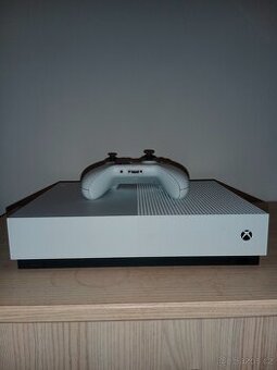 Prodám Xbox one s