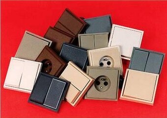 KOUPÍM tyto vypínače