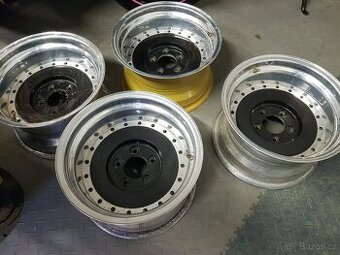 Chevrolet Camaro Z28 IROC disky