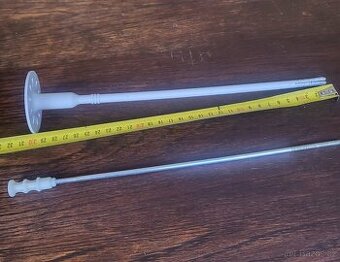 Talířová fasádní hmoždinka s kovovým trnem