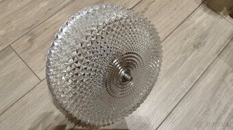 Lustr z broušeného skla