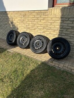 Plechová kola s pneu 205/55 r16