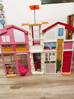 nádherný velký Barbie domeček