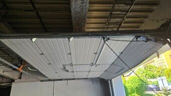 Garážová vrata, integrované dveře, šxv 4150 x 2900