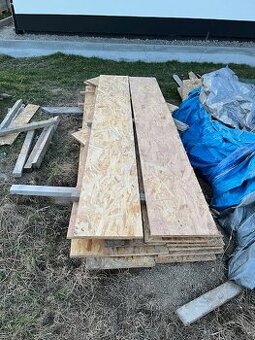 OSB desky odřezky 33 cm až 45 cm široké - 2,6m dlouhé