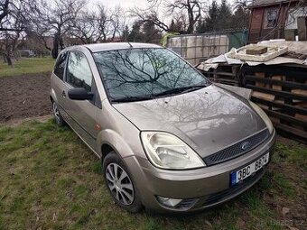 Ford Fiesta 1.4 TDCi (2003) – Udržovaná, bohatá výbava
