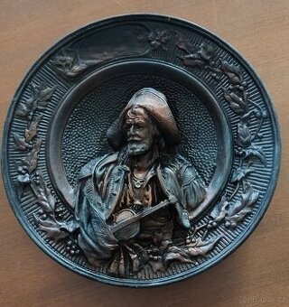 Skleničky a keramika