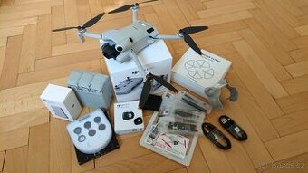 DJI Mini 4 Pro Fly more combo + 4 baterie + příslušenství
