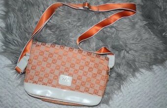 Kabelka David Jones, 80Kč