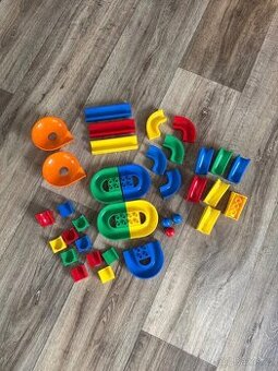 Kuličkodráha Hubelino ( Lego duplo )