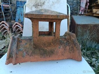 Střešní hřebenáče