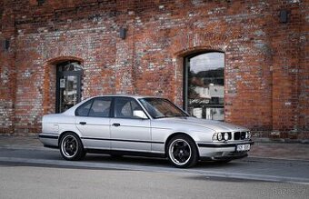BMW M5 e34 3,8 250Kw