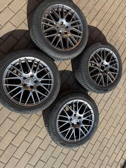 Litá kola se zimní pneu pro Mercedes CLA