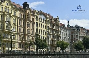 Pronájem, byt 3+1, 102 m2, Praha 2 - Masarykovo nábřeží