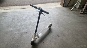 Xiaomi scooter koloběžka - 1