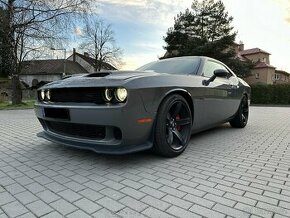 Dodge Challenger 5.7 hemi 2019