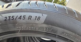 PRODÁNY - Michelin Primacy 4, 235 45 18, 235/45/18