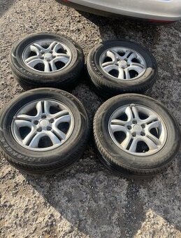 Letnidisk, Huyndai 5x114,3 16 pneu 235 60 16 jako nové ....