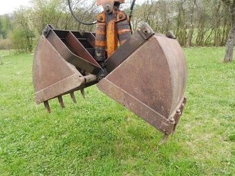 Nakladač UNHZ 750