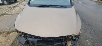 Opel Astra J přední kapota