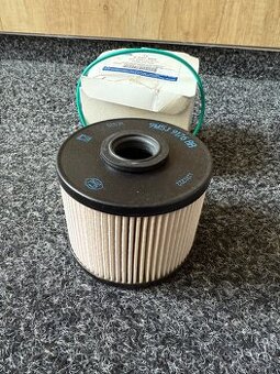 Palivový filtr Ford 2037668